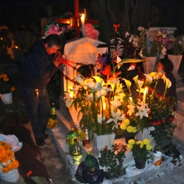Prayers at the gravesite